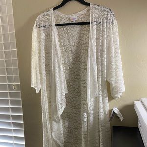 Lularoe NWT White Lace Shirley Kimono-M